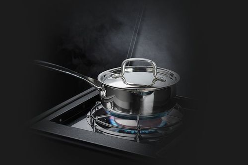 Plynový gril Napoleon Rogue RB 425 - boční vařič